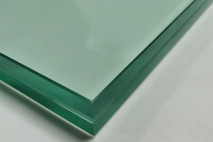 Diferente en ce entre o vidro laminado en SGP e o vidro laminado PVB?
