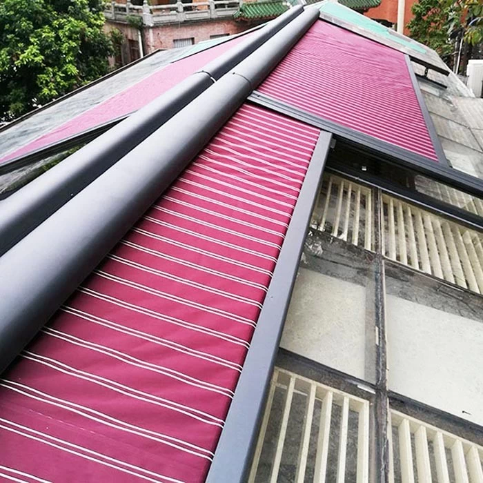 Techo de solárium de vidrio retráctil eléctrico, jardín de pvc motorizado Sunsetter, marco de aluminio Terraza al aire libre Toldo retráctil