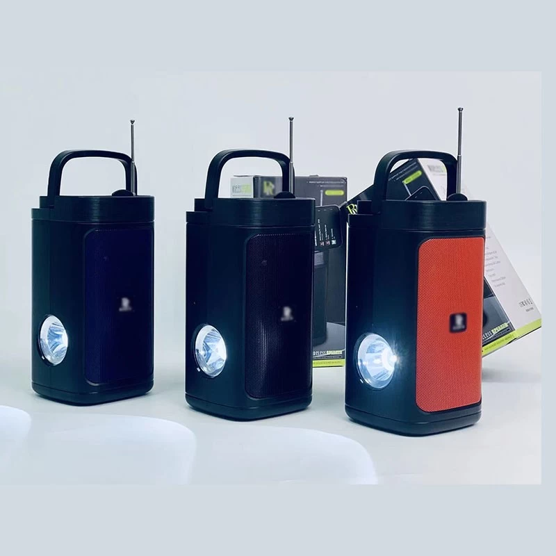 Radio solar portable Bluetooth speakers with flashlight function NSP-0305