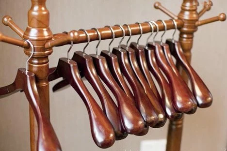 The daily conservation of wooden hanger