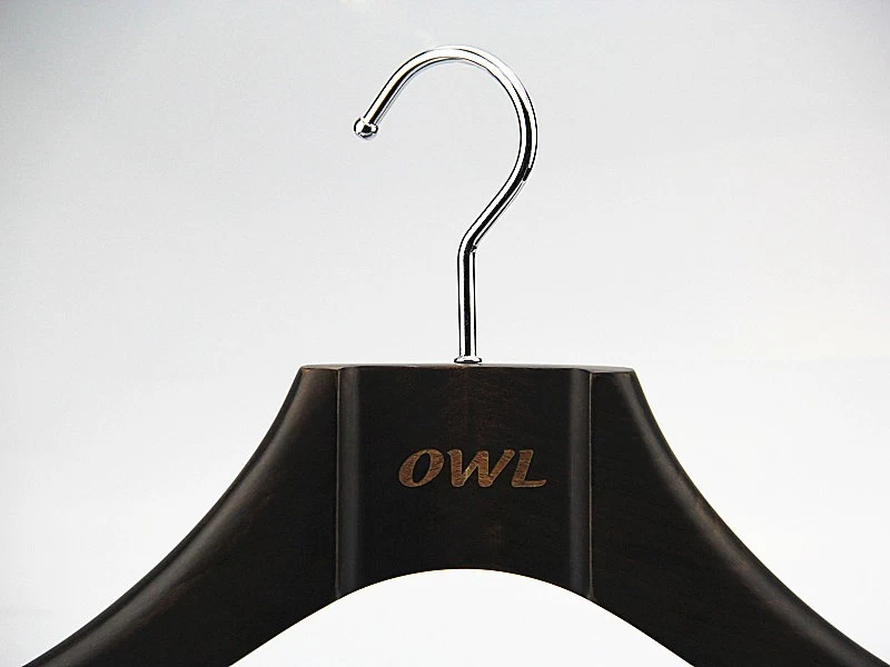 Different art logo for wooden hangers from China hanger supplier