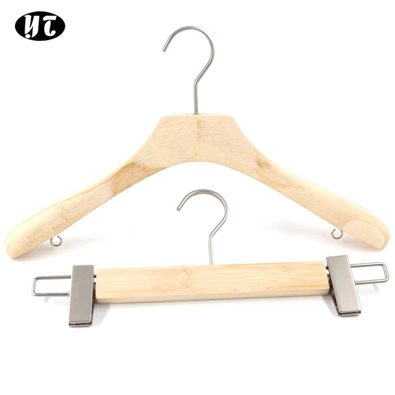 Urgently supply hangers for the new clothes shop. Delivery soon!