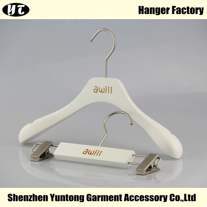 China KSW-001 good quality wooden children coat hanger pants hanger with clips manufacturer