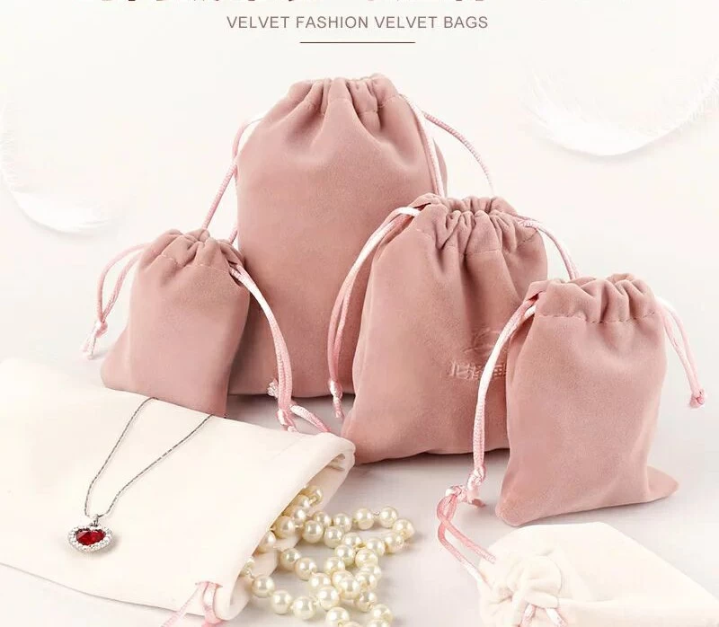 China Zoete roze China hanger leverancier luxe fluwelen kledingzakken [BAG001] fabrikant