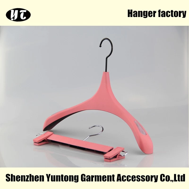 China WSR-002 hochwertigen Kautschuk Farbe Kleiderbügelfabrik Hersteller
