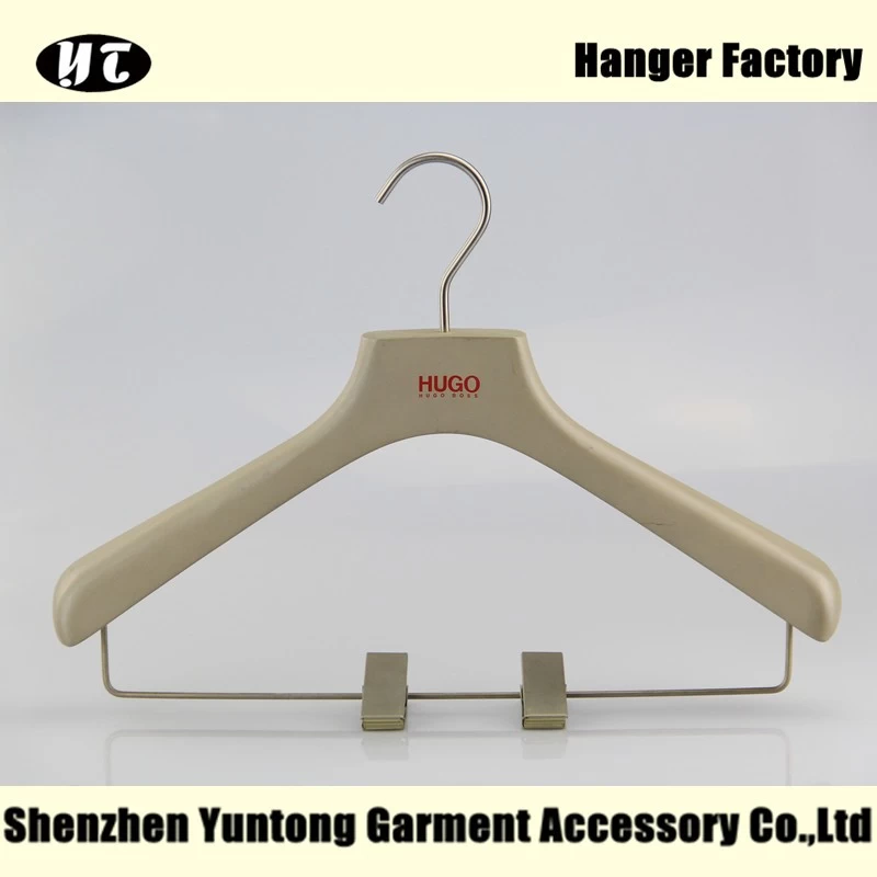 China WSW-017 wooden clothes hanger with metal clip for high-end custom manufacturer