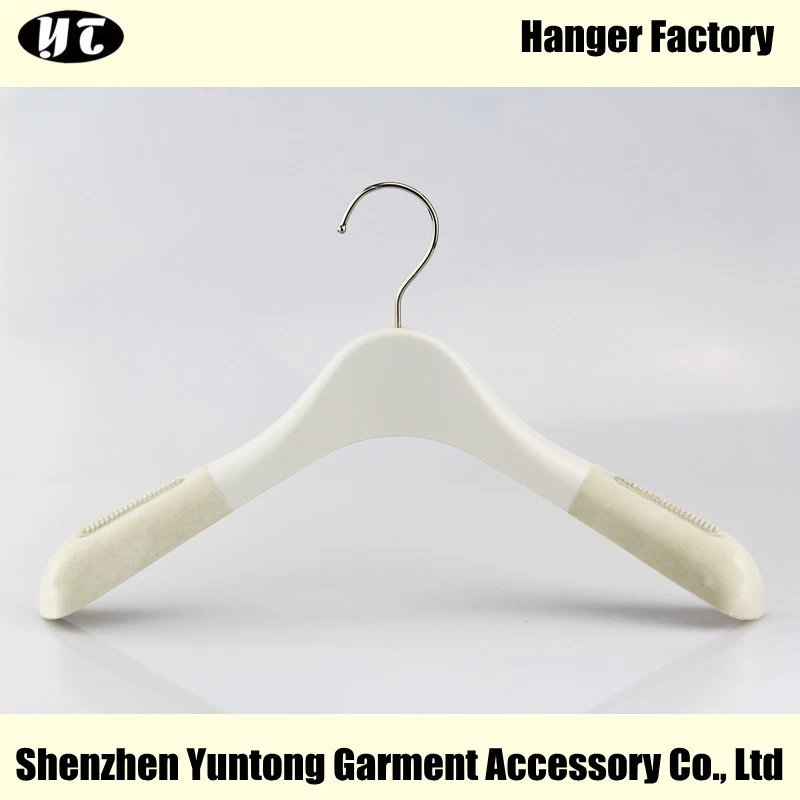 China WTV-003 ivory white color velvet flocking nonslip dress plastic hanger velvet clothes top hanger manufacturer
