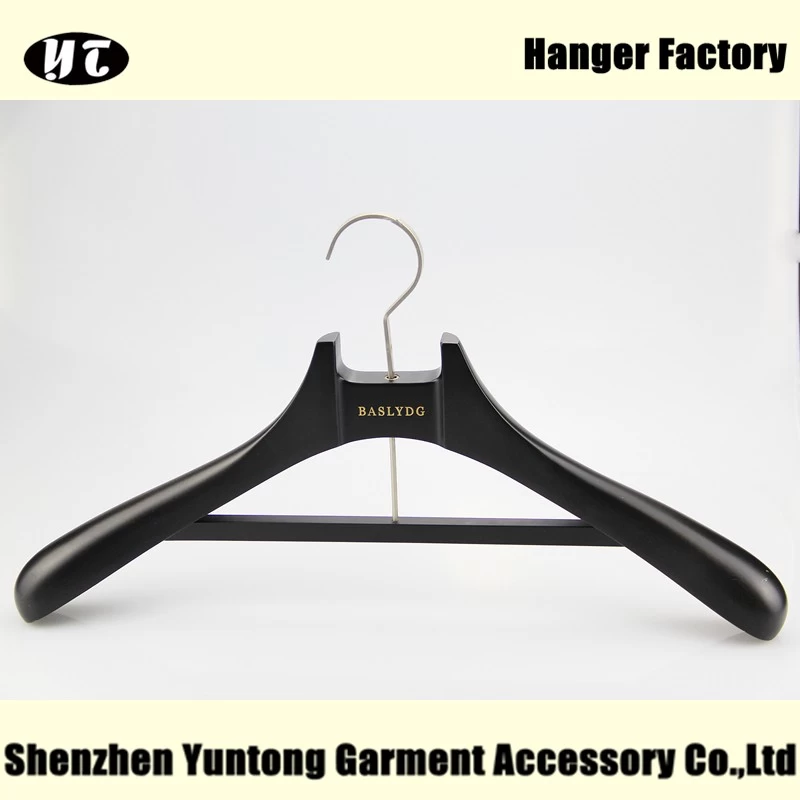 China Einzigartiges design schwarz holz kleiderbügel china kleiderbügel lieferant [mtw-013] Hersteller