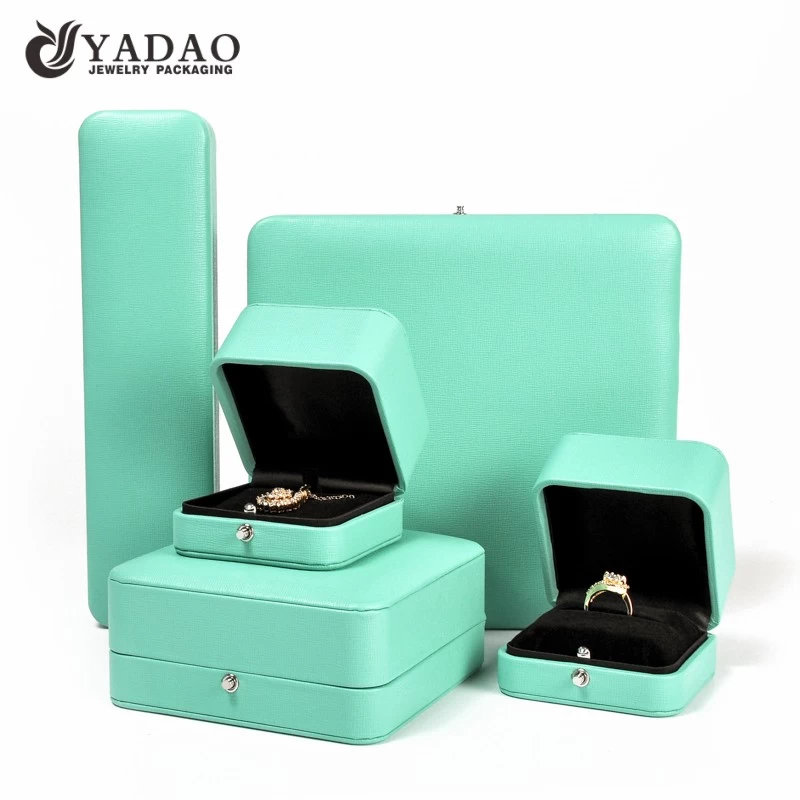 green jewelry box