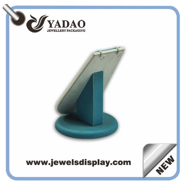 2015 newest design pendant display stand for jewelry store made in China