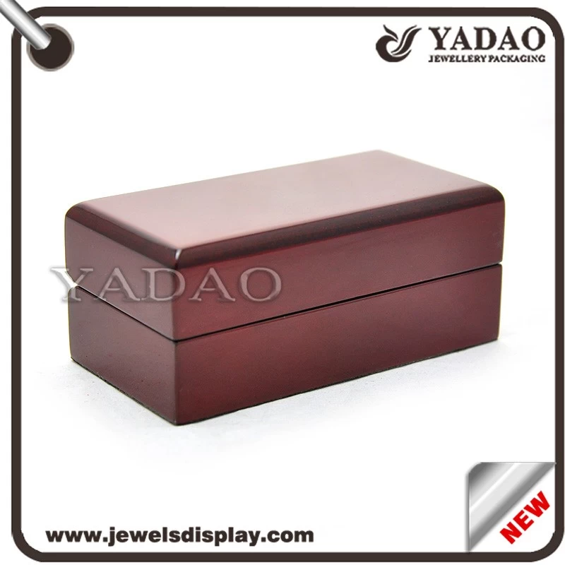 2016 fashion design nature red wooden ring / double ring box