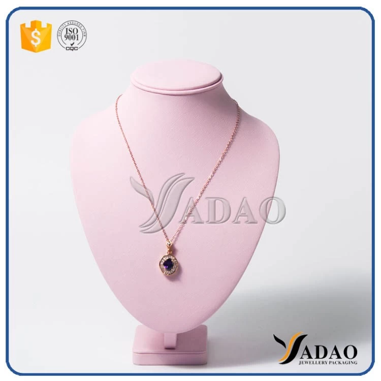 2017 customized hot-selling exquisite modern soft color mdf+leatherette necklace bust/jewelry display imags for neckalce/pendant