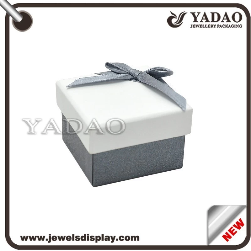 Beautiful Looking Special Paper Gift Box With Ribbon Bow