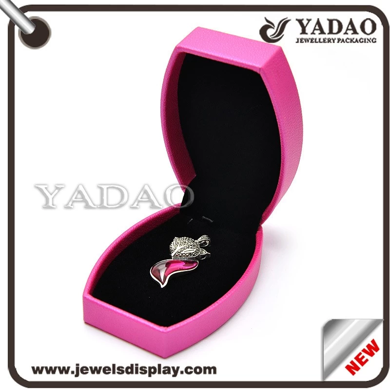 China Newest shape plastic mold wrapped with pink PU leather jewelry packing boxes for shop counter and kiosk party favors jewelry display box