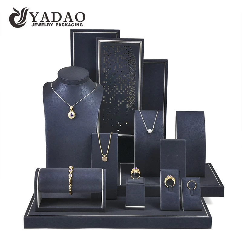 China Chinese Manufacturer Custom Design Pu Leather Metal Sticker Jewelry Display Sets Jewelry Showcase manufacturer