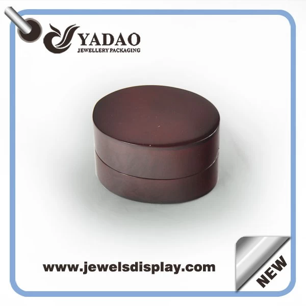 Chinese factory of wooden ring boxes , wooden ring cases ,wooden ring gift chests with silicone pad for jewelry gift and party favors