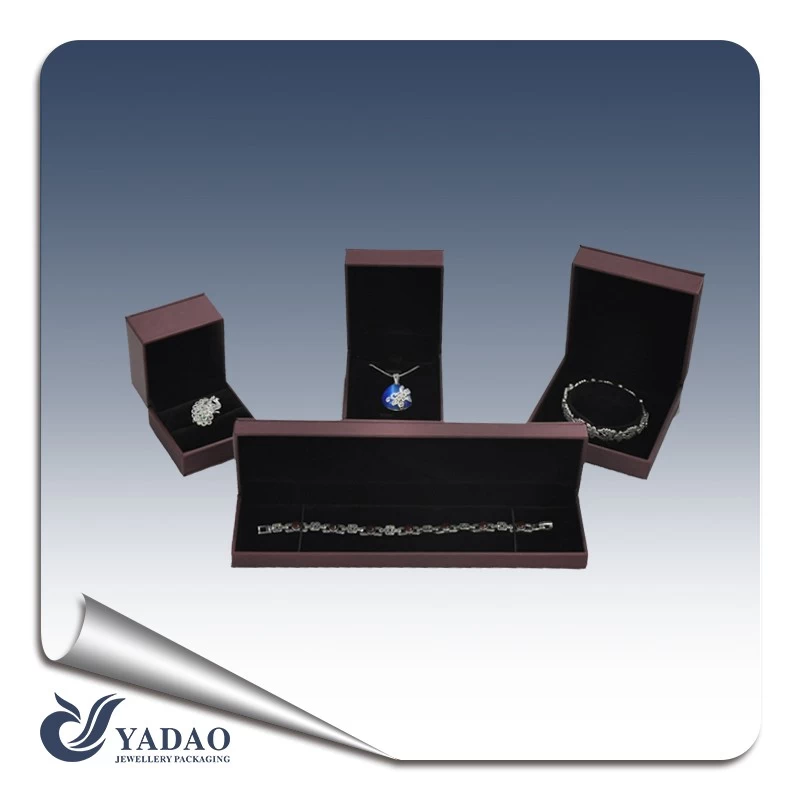 Chinese manufacturer of good quality leather  boxes for jewelry  holder and container used for jewellery display and packing  with customized logo and sample  available