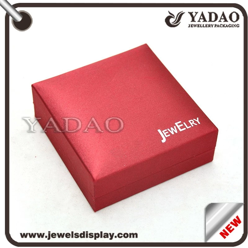 Chinese style red leatherette smoothy surface jewelry plastic box manufacture