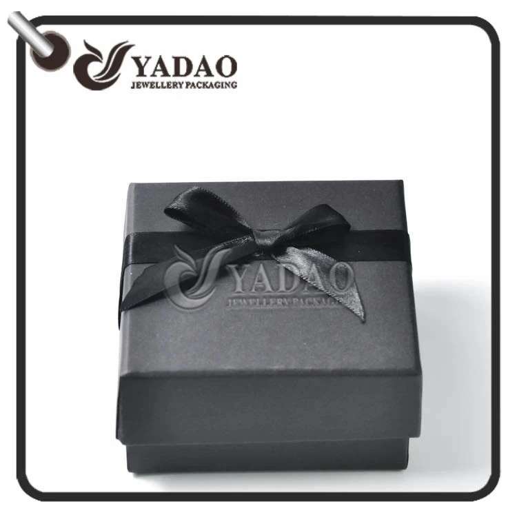 Classic design double use paper jewelry box with removable lid---can hold ring and necklace at the same time.