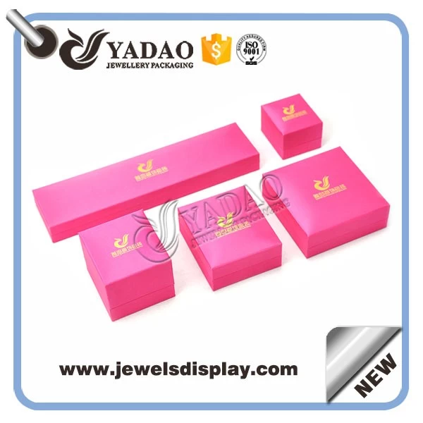 Custom color leatherette print and packaging plastic box for kinds of jewelry