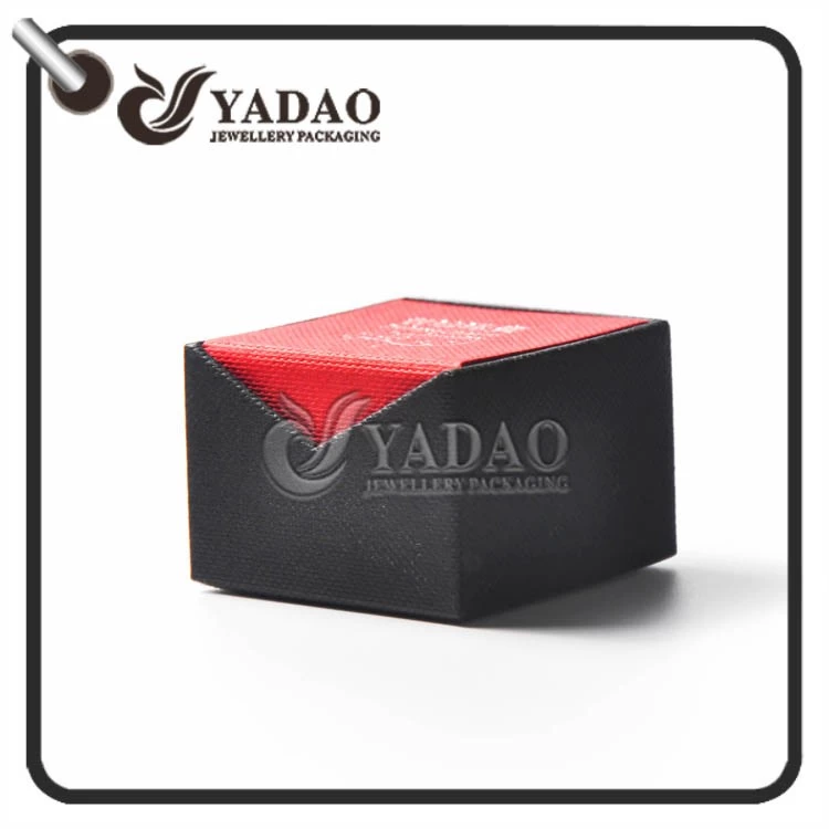 Custom made jewelry boxes for women made of fancy paper with hot stamping logo made by Yadao.