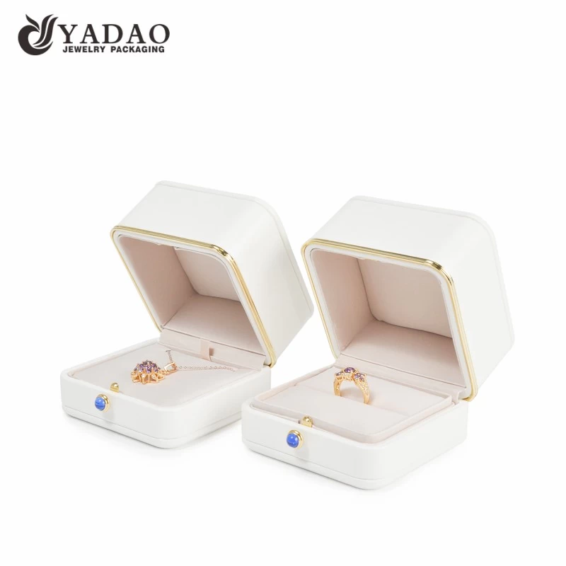 Elegance clean color LED light jewelry box for jewelry or delicate gift