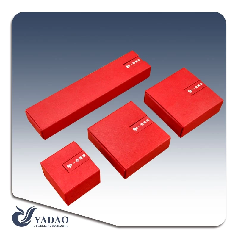 Elegant Red color paper gift box for jewelry packaging or jewelry display made in China