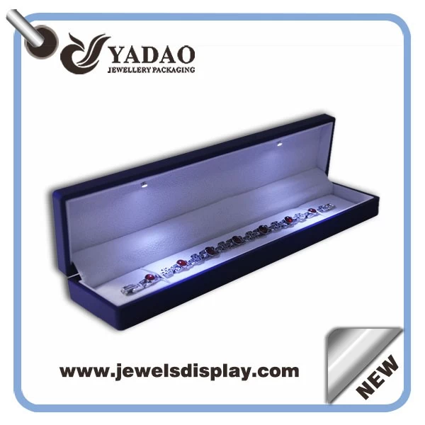 Factory price of promotional stock LED light jewellery showcase boxes for jewelry shop packing bracelet displays boxes