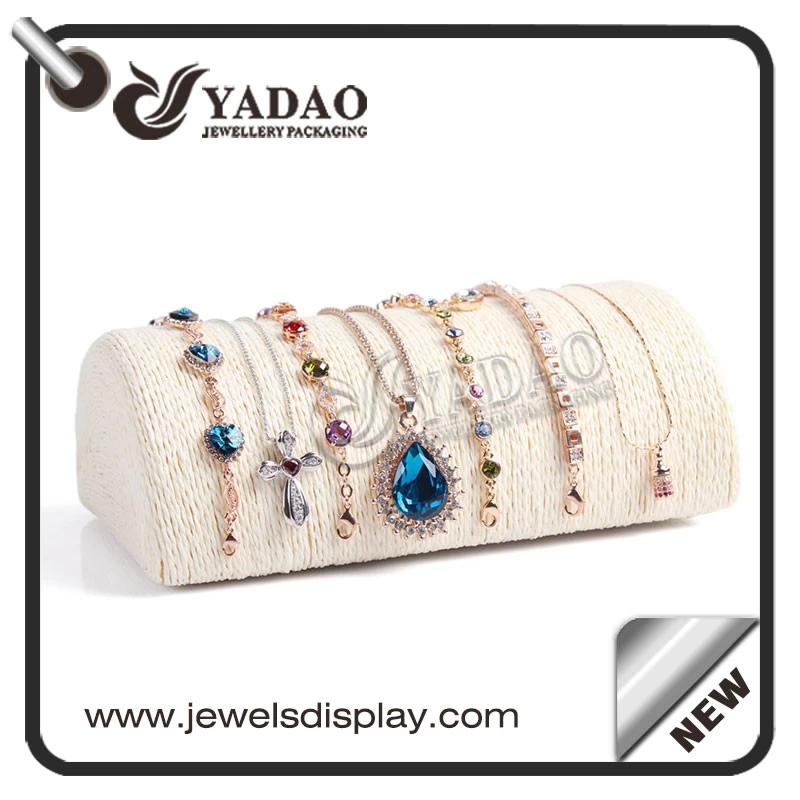 Fashion customized and free design linen jewelry bangle display stand made in China