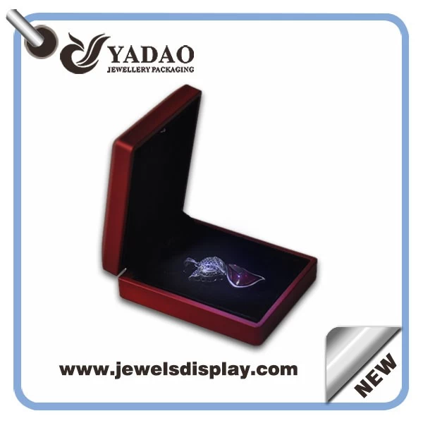 Fashion jewelry box for pendant box with LED Light box most popular from world