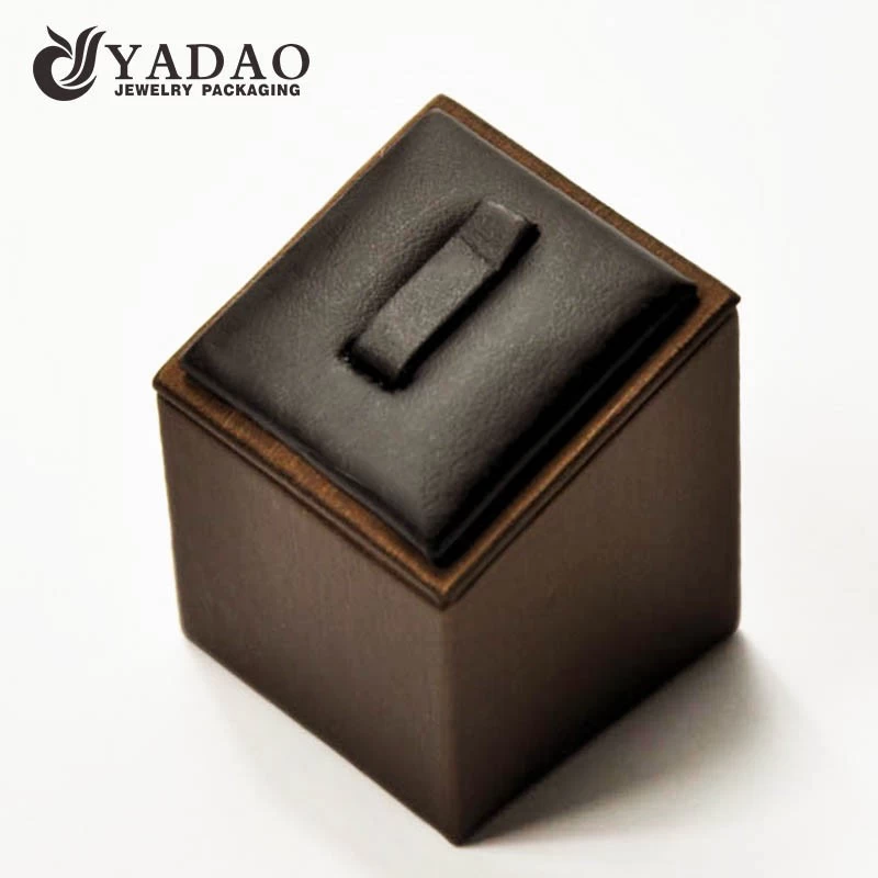 Good looking top quality wholesales grop design tall short mdf ring display stands for foreign window counter jewelry display