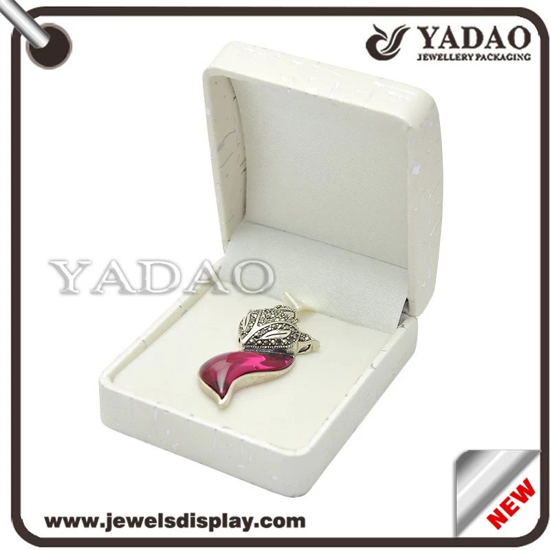 Good quality plastic leather jewelry box for ring necklace pendant etc. made in China