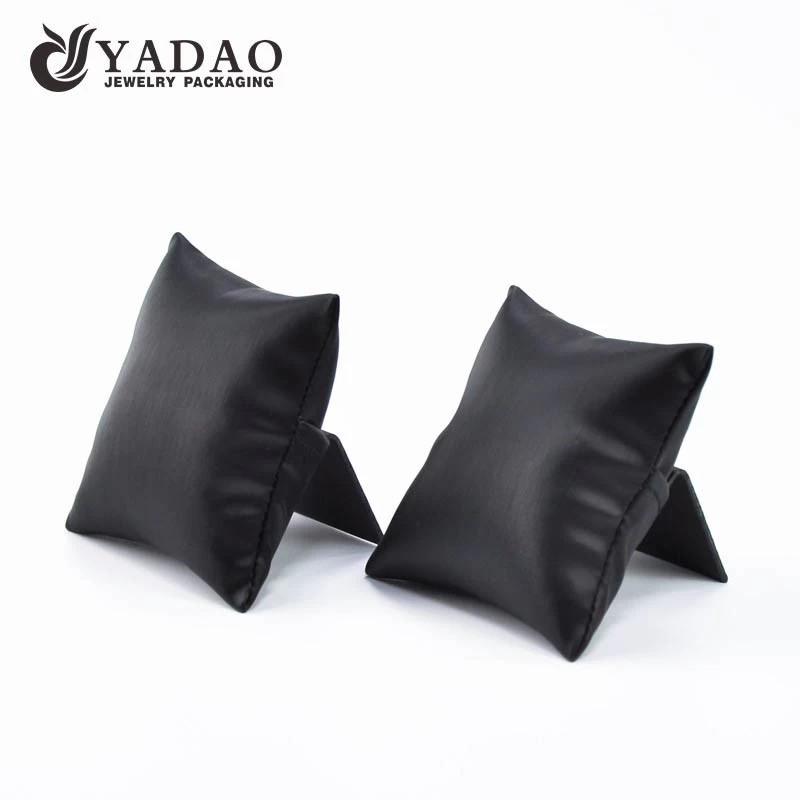 Handmade high quality  wholesale customize jewelry display stands leather holders for ring bracelet necklace watch