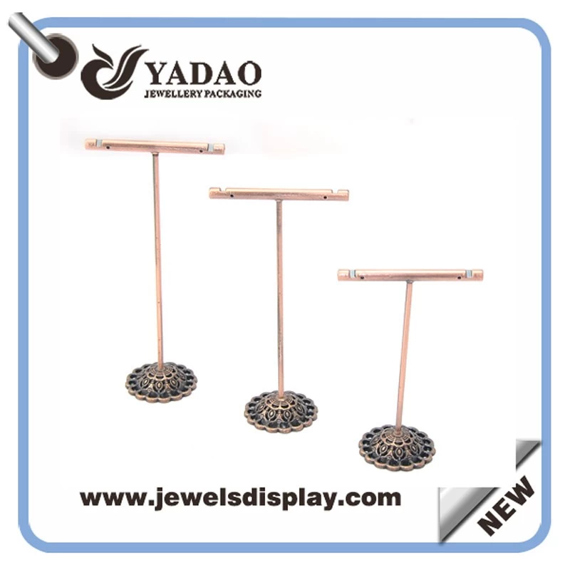 Here is the wamest place for your earrings. Yadao provide you the custom handmade jewelry displays which make your jewelry prefect