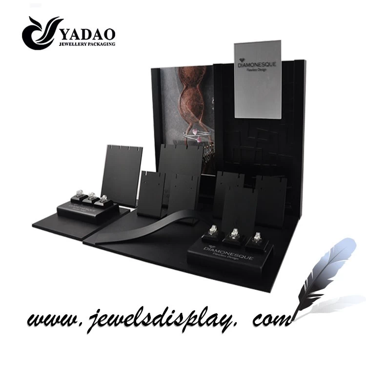 High quality 2015 newest can custom black acrylic jewelry display stands for stylish gold