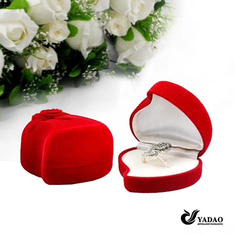 Hot sale Cheap price Red rose pile coating ring box with slotted for jewelry shop