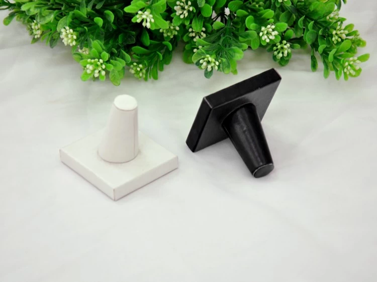 Hot sale popular Finger ring display stand hand ring stand