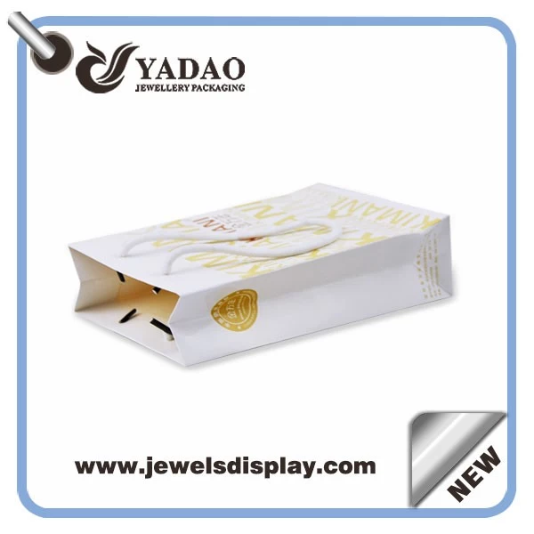 Jewelry Paper shopping box with UV logo and hot stamped logo for jewelry store wholesale price