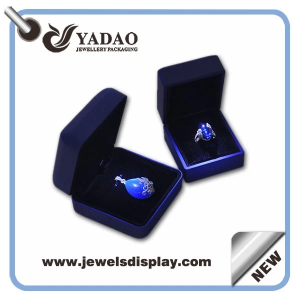 Led light leather jewelry box for ring necklace bangle etc. with your logo made in China
