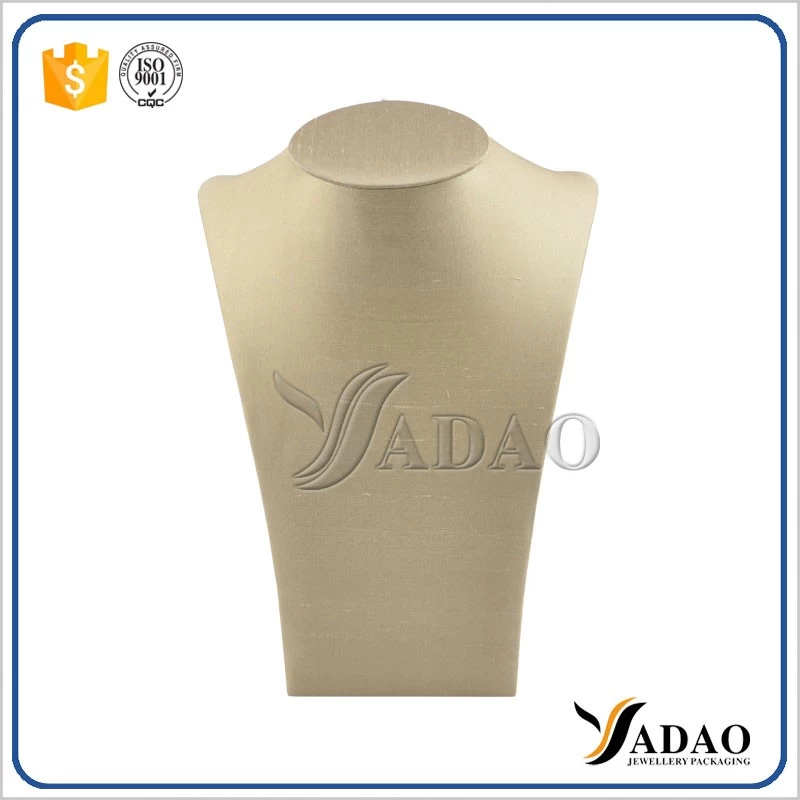 Luxury handmade high-end customized color wholesale mdf+pu leather neclace display stands/necklace bust made in Yadao