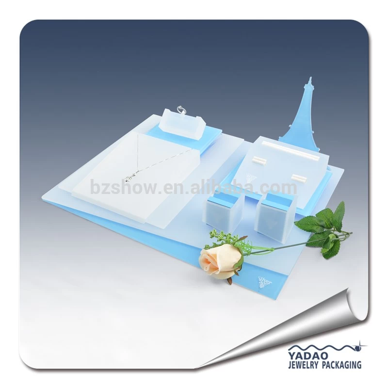 Machine made blue and transparent acrylic jewelry showcase props ,jewelry exhibitor holder ,jewelry displays stands for jewelry fair and tradeshow wholesale