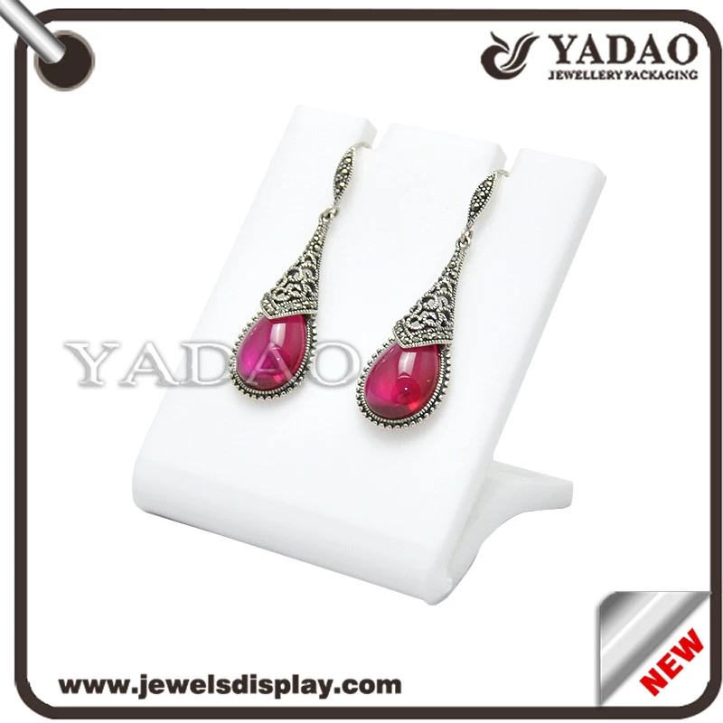 Make Your Jewelry Perfect- Elegant custmoized jewelry earring display standwith sample cost refund and free logo printing