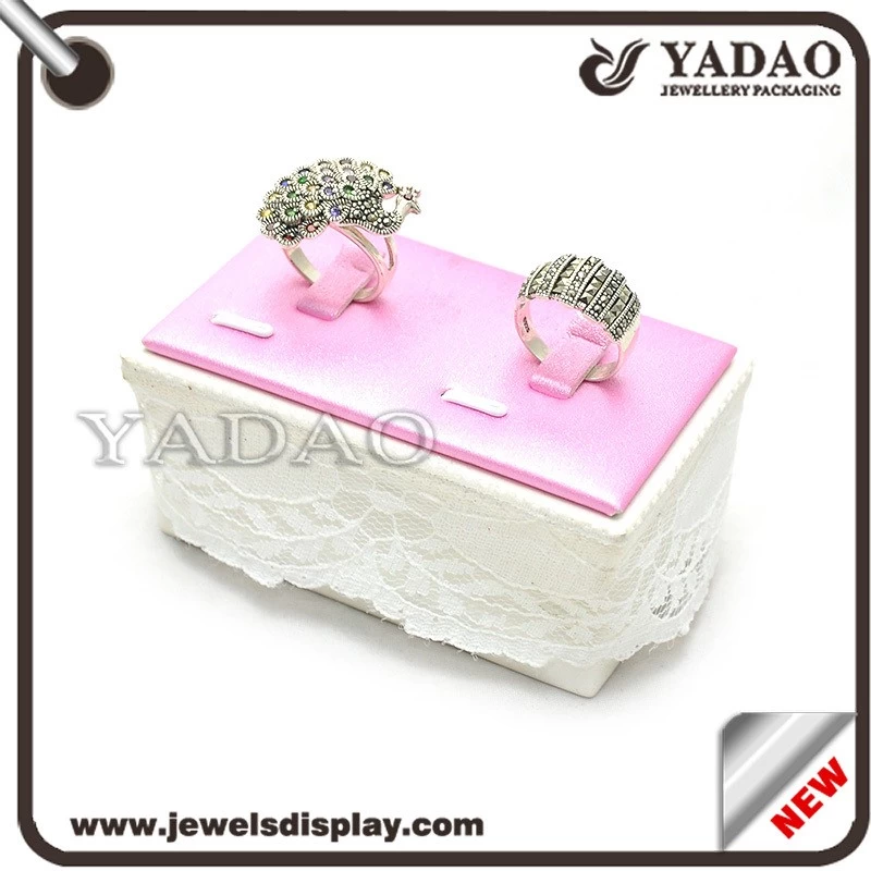 Manufacture elegant special cake shaped double ring display stand with lace as decoration