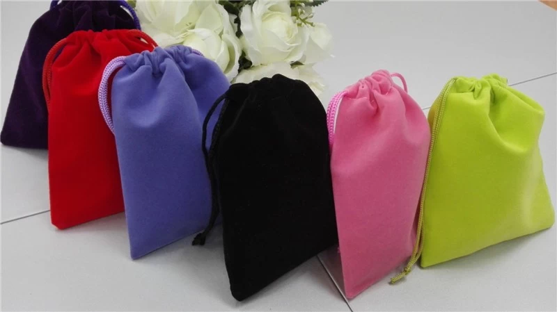 Most popular high quality jewelry velvet pouch have kind of color in stock