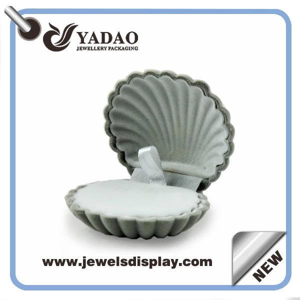 Newest design Custom shell ring gift boxes, velvet ring boxes ,grey shell ring cases ,plastic ring chests used for jewelry packing and storage for jewelry shop counter and window