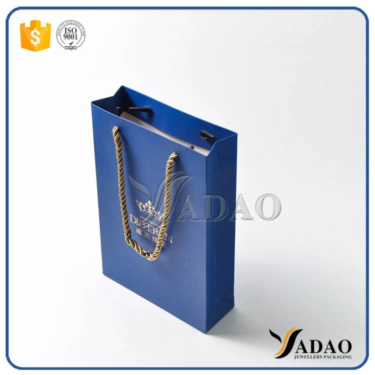 Nicety strong hard paper material wholesale customized suitable price paper bags/shopping bags