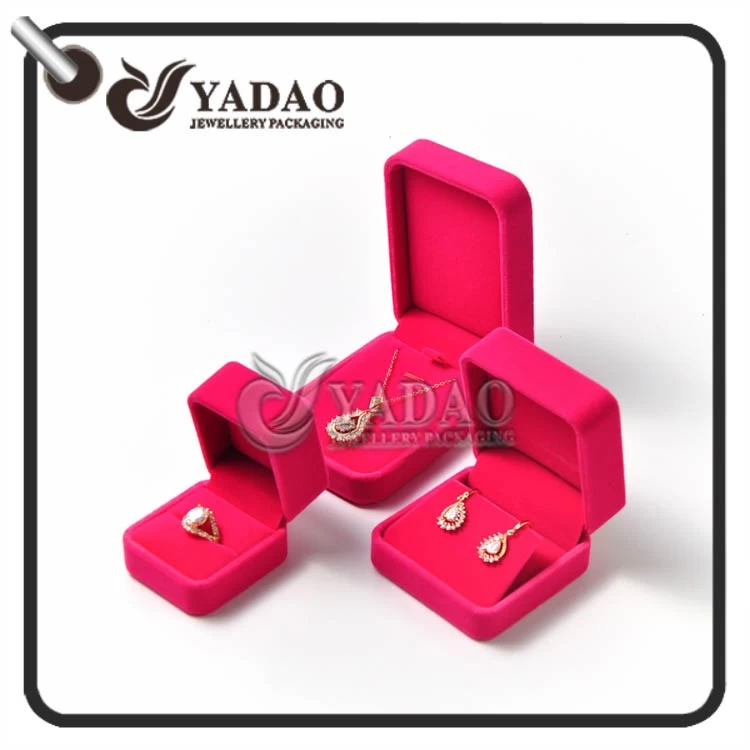 Plastic jewelry box set for ring/earring/pendant/bracelet package with free logo printing and customized color  made in China.