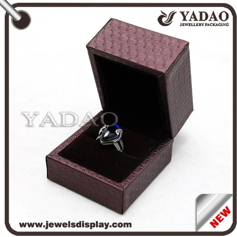 Popular customizable jewelry leatherette plastic display box with obvious beautiful lines and logo printed