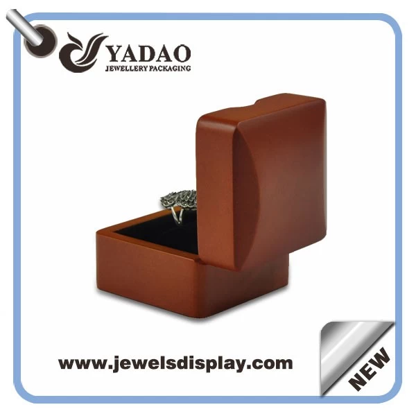 Promotional Gift and Ring Jewelry Boxes High light Lacquered Wood Box for Ring and Jewellery packaging Products Supplier