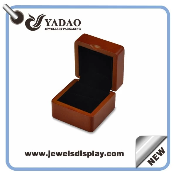 Promotional Gift and Ring Jewelry Boxes High light Lacquered Wood Box for Ring and Jewellery packaging Products Supplier